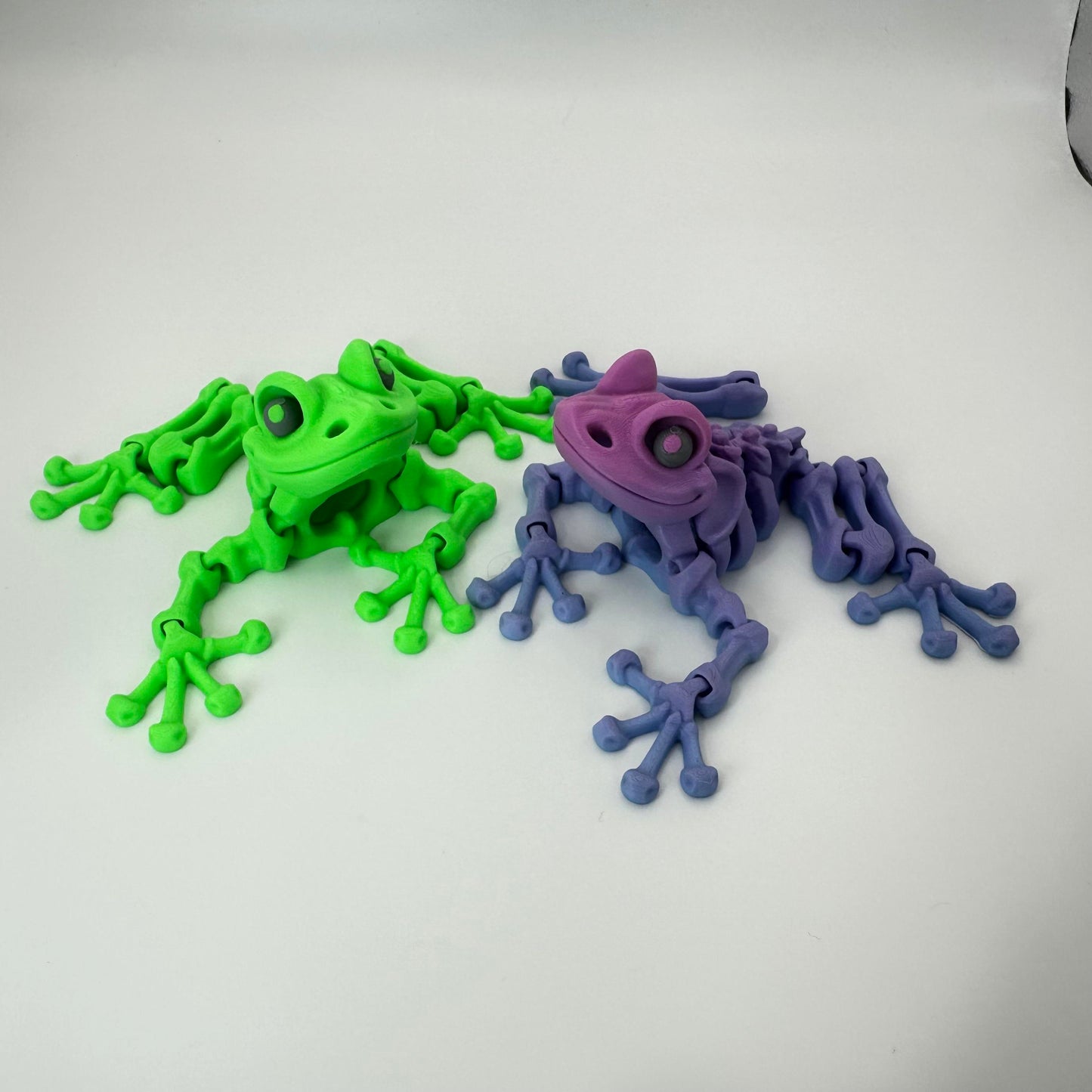 3D Printed Articulating Skeleton Frog – A Ribbiting Adventure in Skeleton Form!