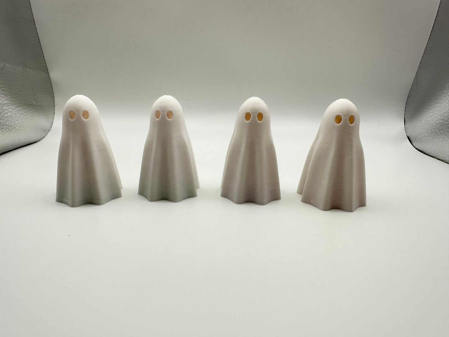 Adorable Cutie 3D Printed Ghost with Colorful Shoes!