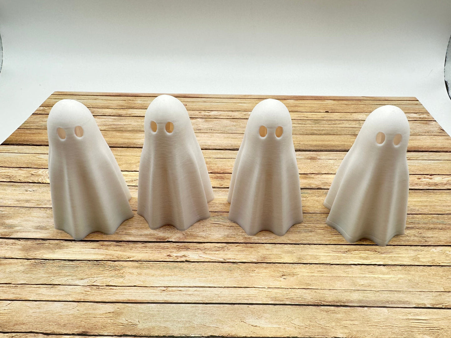 Adorable Cutie 3D Printed Ghost with Colorful Shoes!