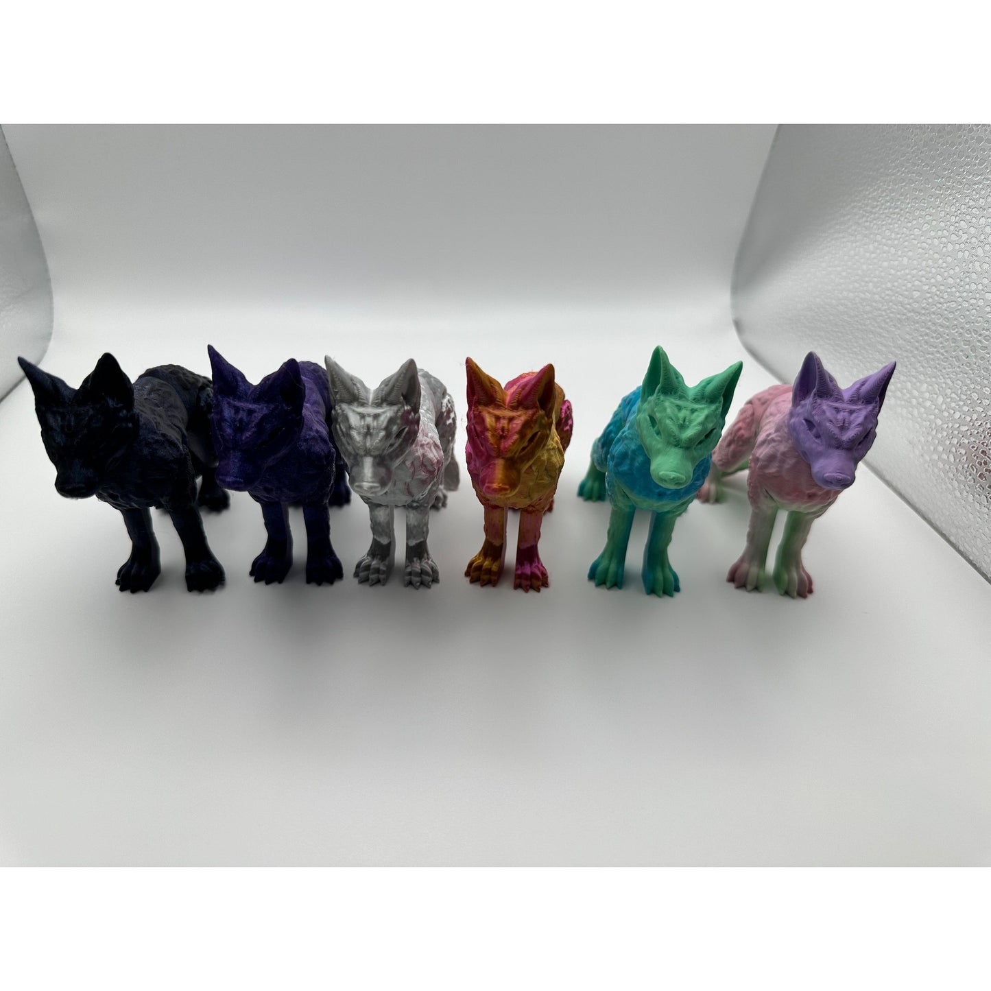 Wolf 3D Printed Articulating Figurine - Home Decor Ornaments